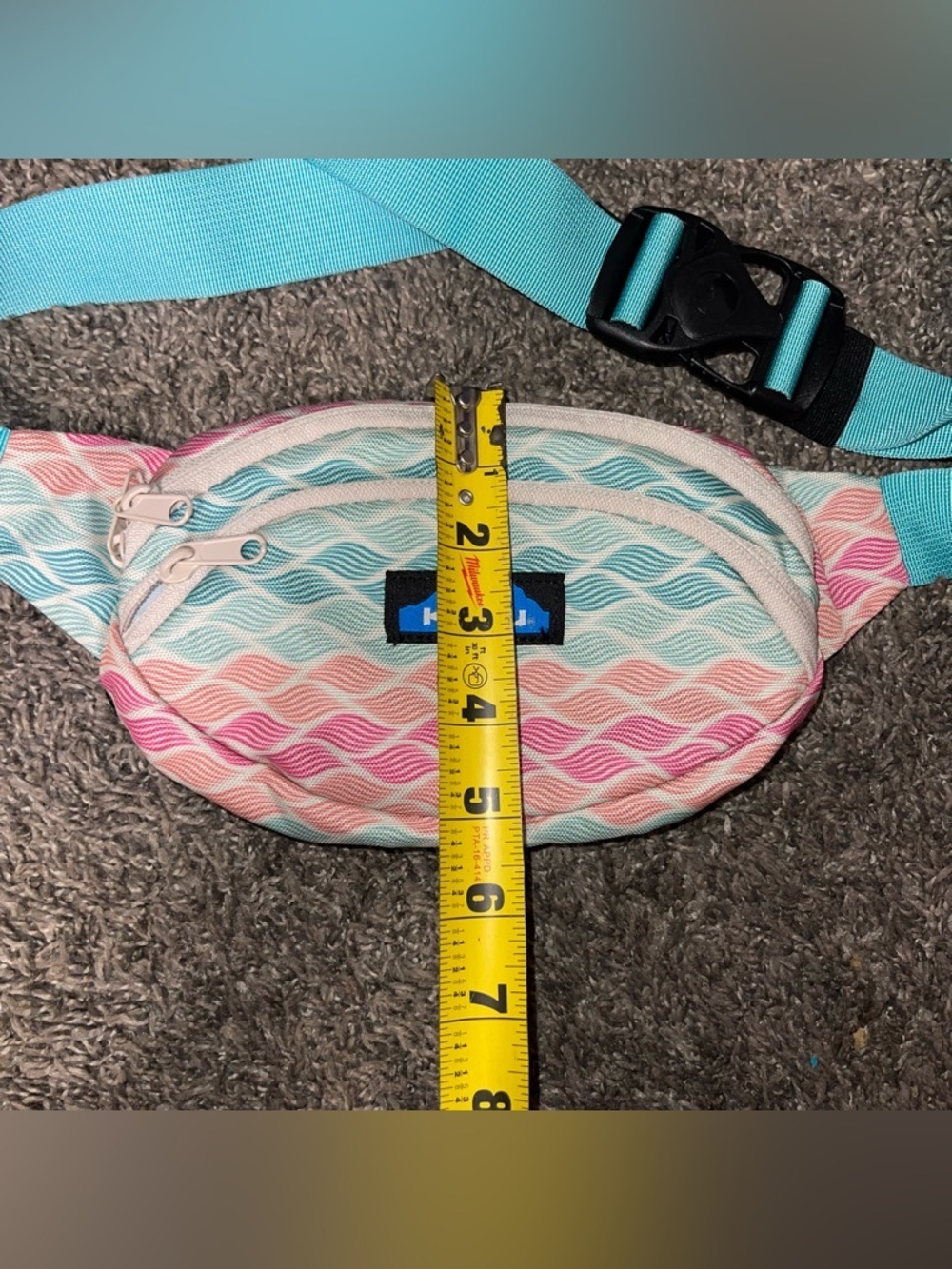 KAVU Spectator Sling Belt Bag Fanny Pack - Picture 7 of 7